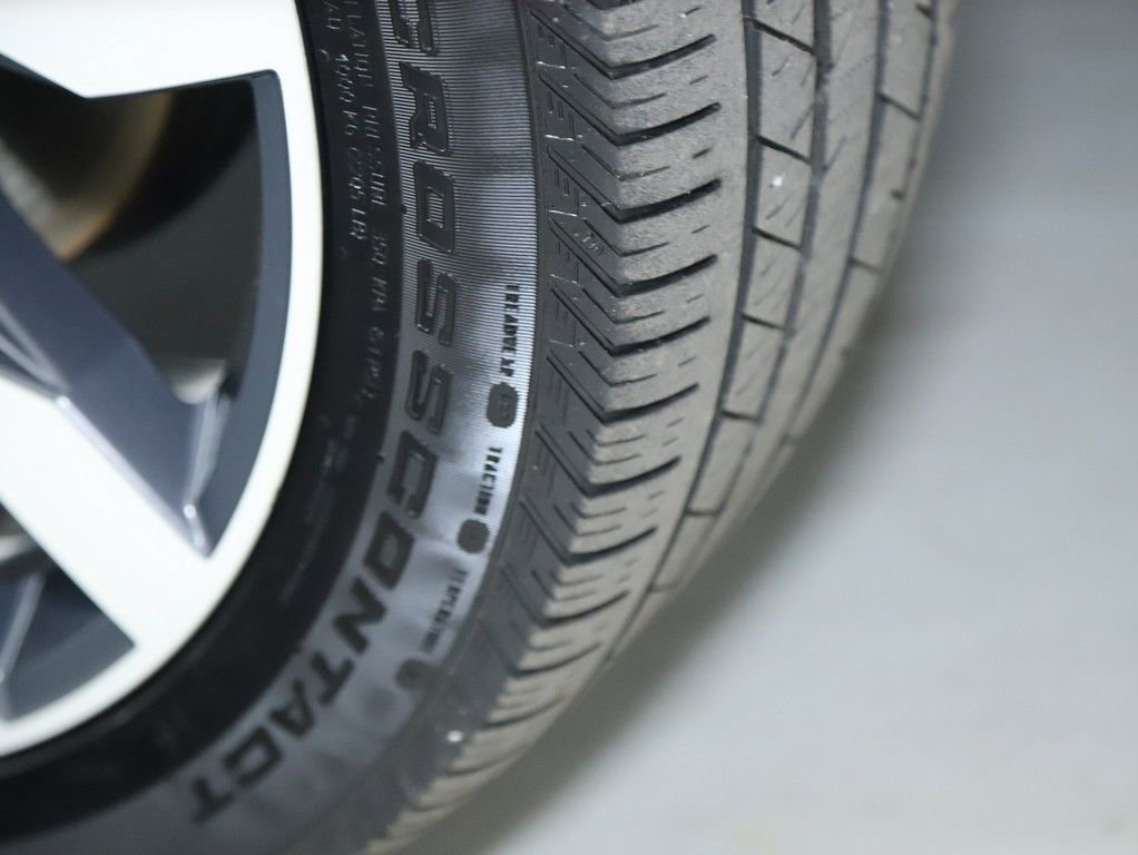 Used 2021 Volkswagen Atlas SEL Premium image 45