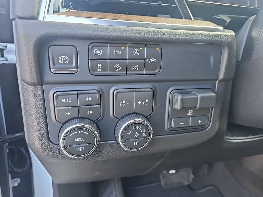 New 2026 Chevrolet Tahoe High Country image 13