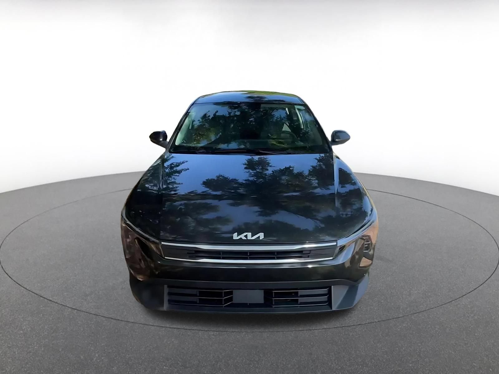 Used 2025 Kia K4 FWD image 2