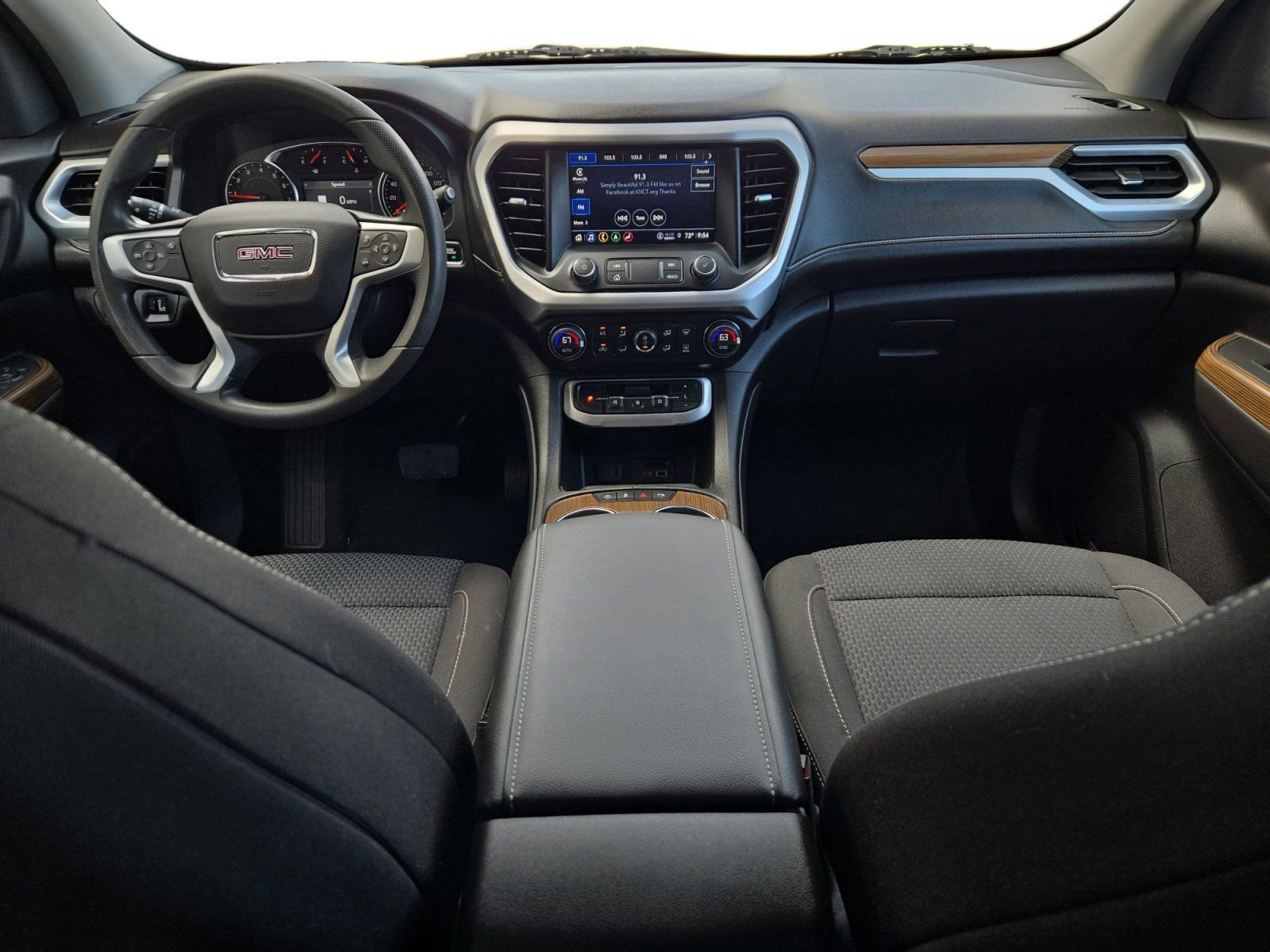 Used 2023 GMC Acadia SLE w/ Driver Convenience Package FWD image 13