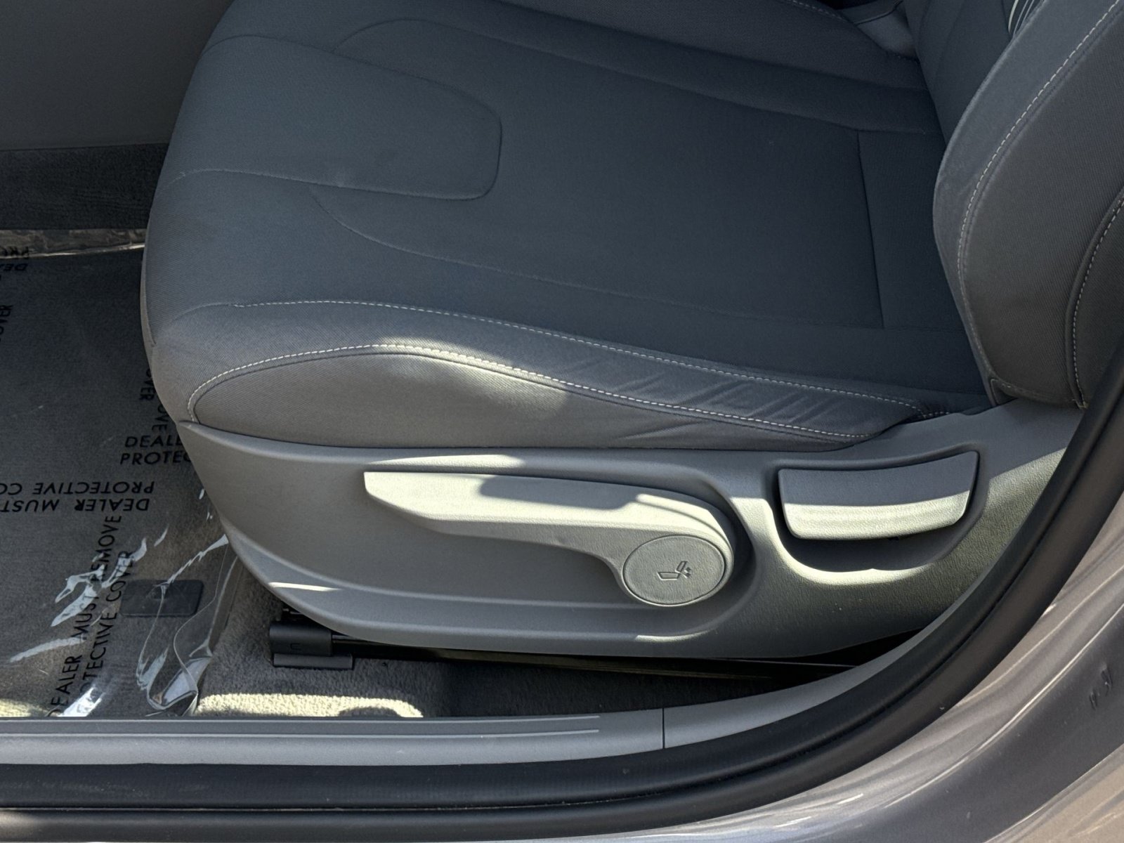 Certified 2023 Hyundai Elantra SEL w/ Cargo Package FWD image 14