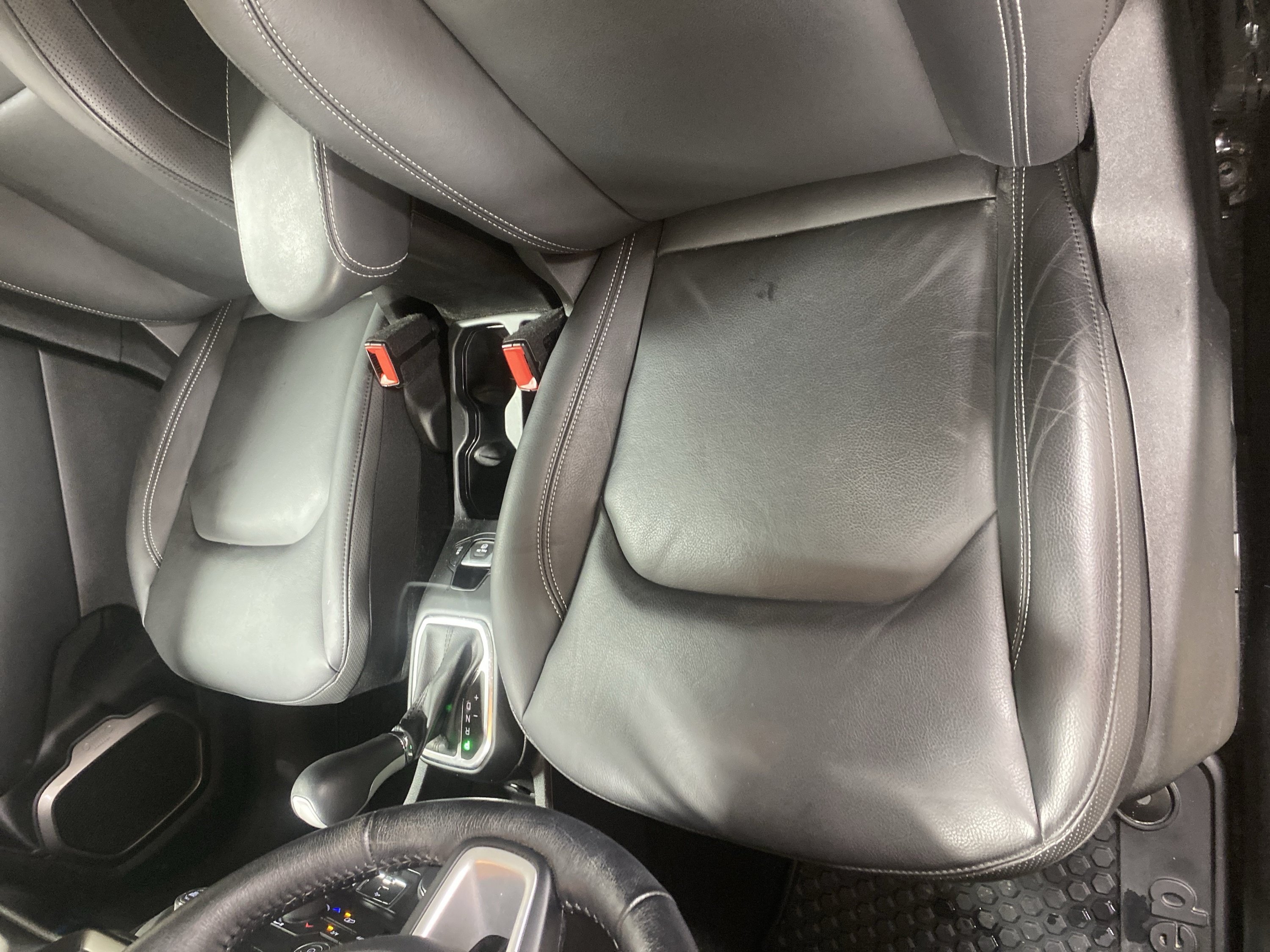 Used 2023 Jeep Renegade Limited w/ Sun/Sound Group AWD/4WD image 15