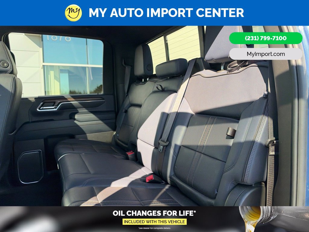 Used 2024 Chevrolet Silverado 3500 High Country w/ Technology Package AWD/4WD image 25