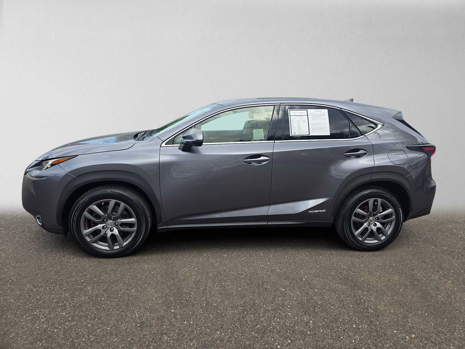 Used 2015 Lexus NX 300h FWD w/ Premium Package image 6