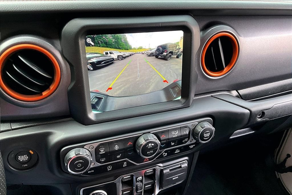 Used 2021 Jeep Gladiator Mojave w/ Uconnect 4C Nav & Sound Group AWD/4WD image 15