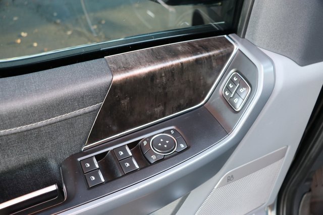 Used 2021 Ford F150 Lariat w/ Equipment Group 502A High image 16