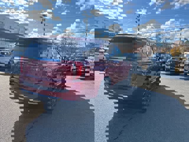 New 2026 GMC Yukon Elevation image 7