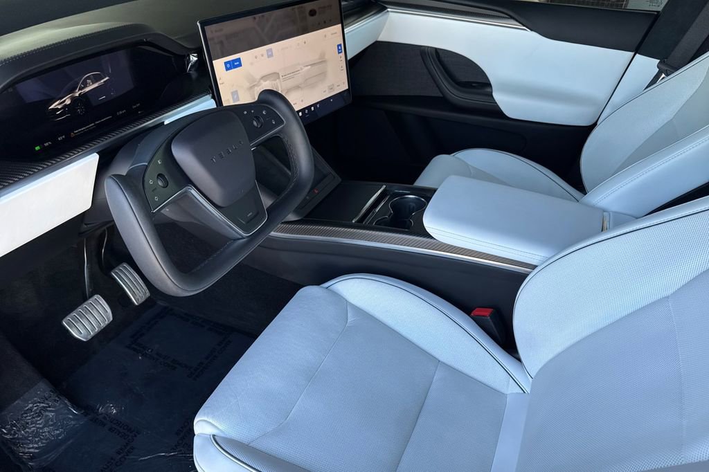 Used 2022 Tesla Model X Plaid AWD/4WD image 9