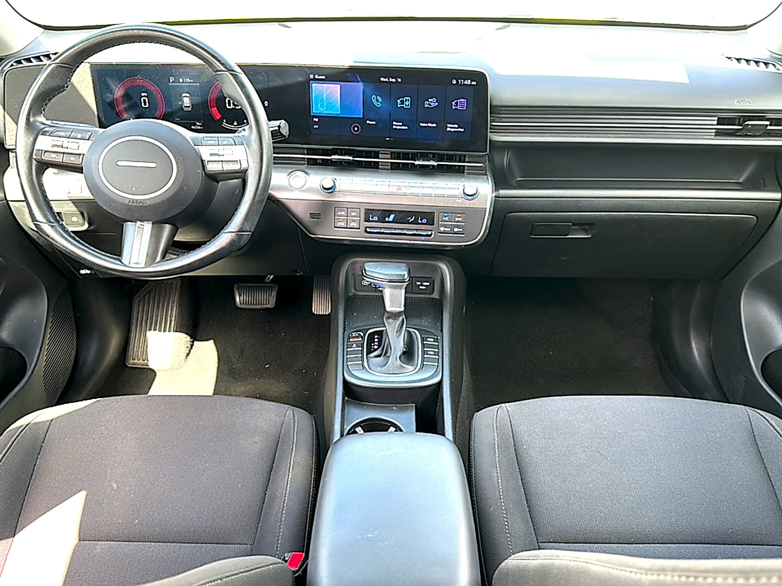 Used 2025 Hyundai Kona SEL AWD/4WD image 20
