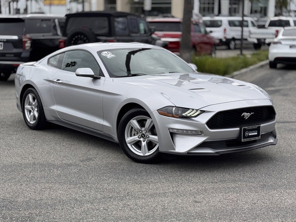 Certified 2019 Ford Mustang Coupe image 2