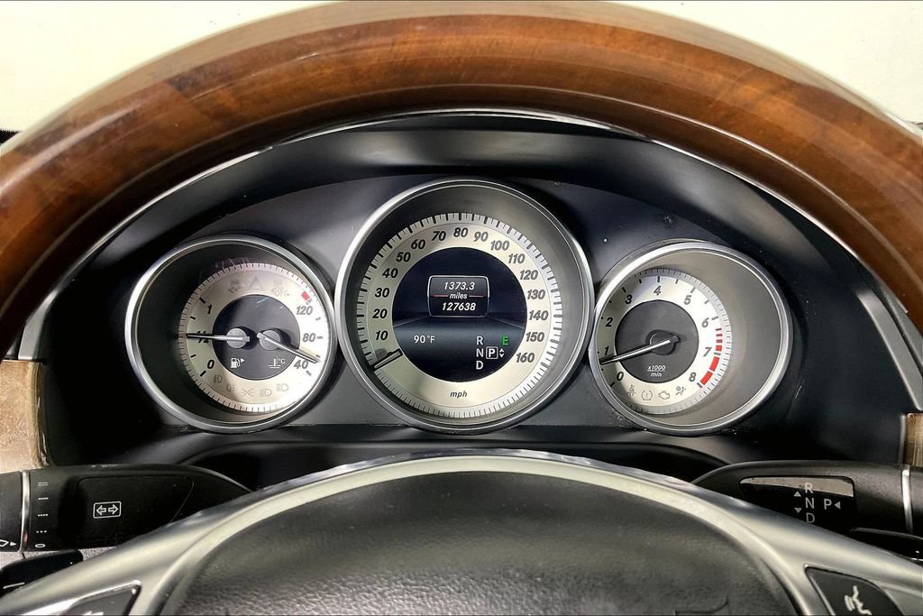 Used 2015 Mercedes-Benz E 400 Sedan image 26