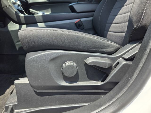 Used 2024 Ford Edge SE w/ Black Appearance Package image 20