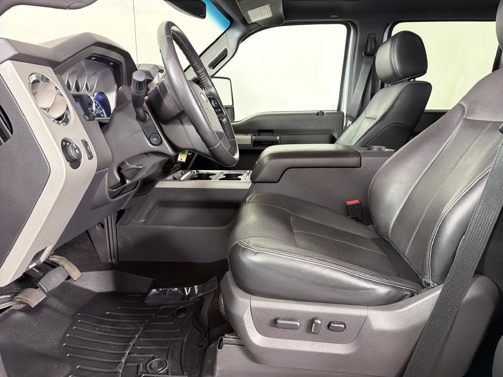 Used 2015 Ford F350 Lariat w/ Lariat Ultimate Package AWD/4WD image 19