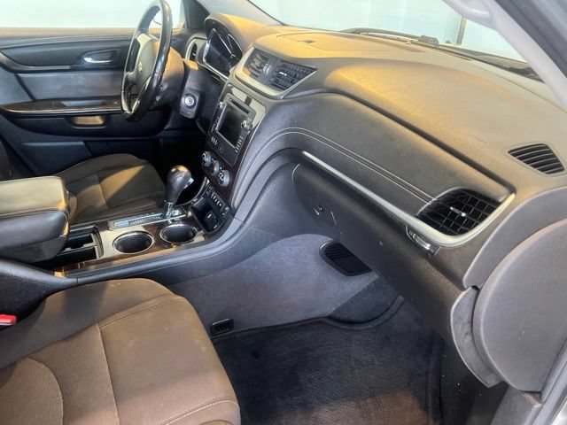 Used 2015 Chevrolet Traverse LT AWD/4WD image 25