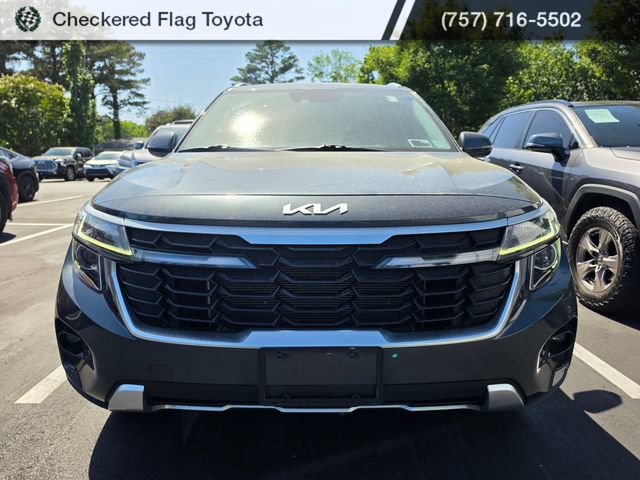 Used 2024 Kia Seltos EX AWD/4WD image 2