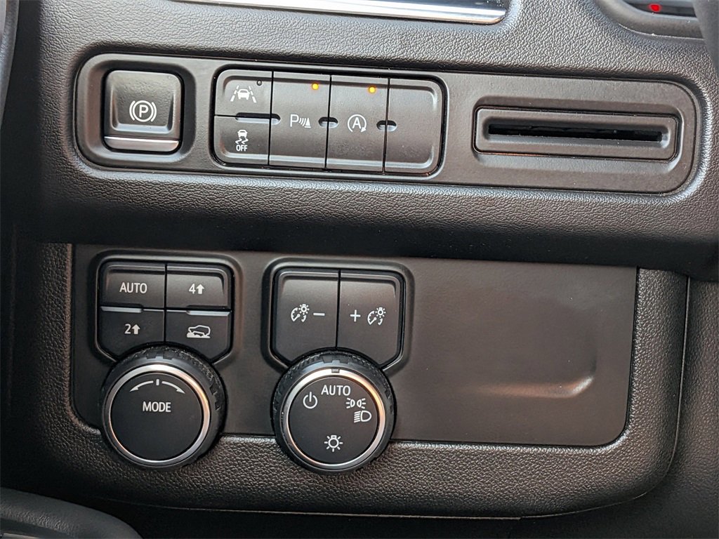 Used 2024 Chevrolet Tahoe LT image 26