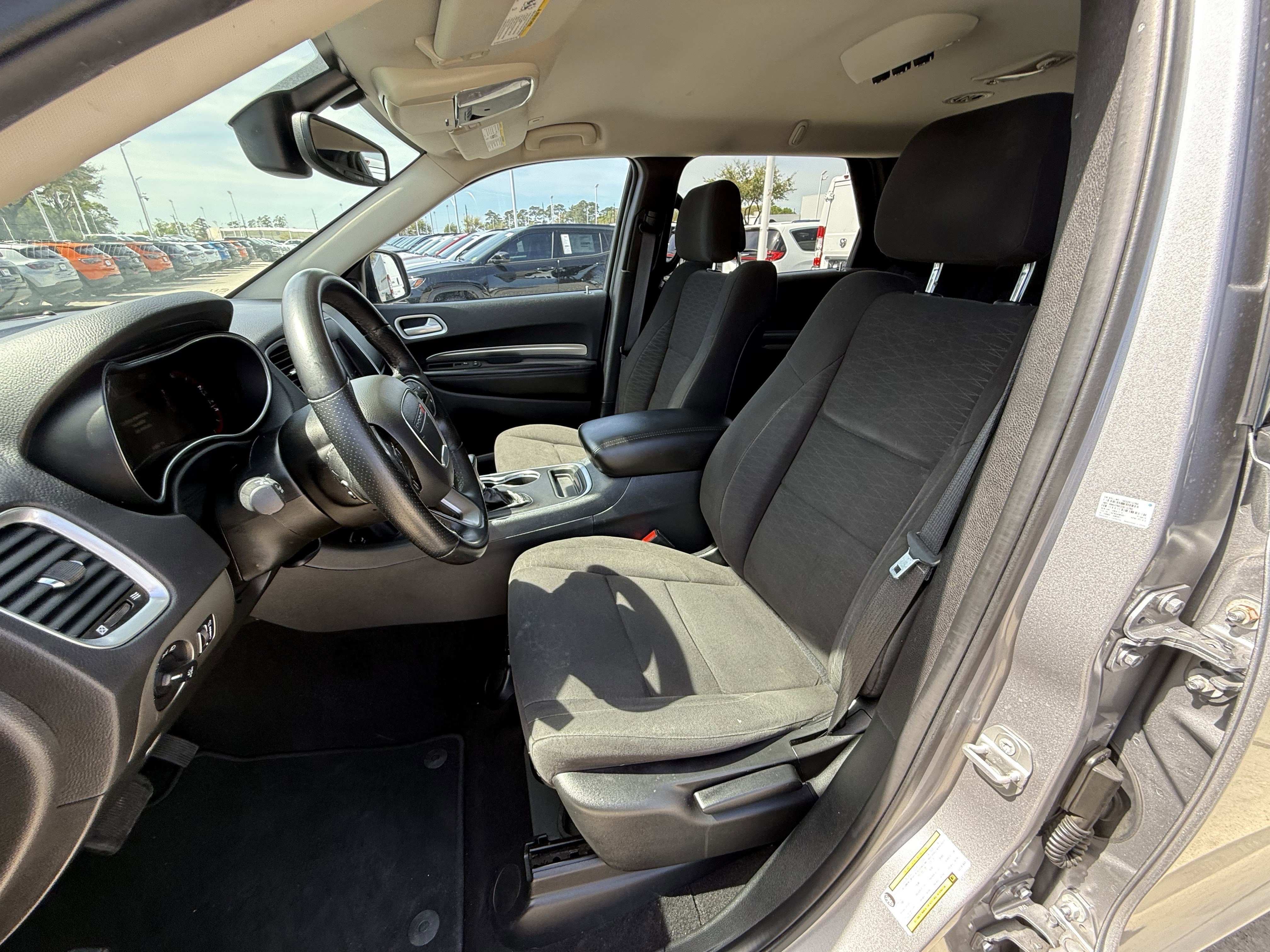 Used 2020 Dodge Durango SXT w/ 3rd Row Seating Group image 27