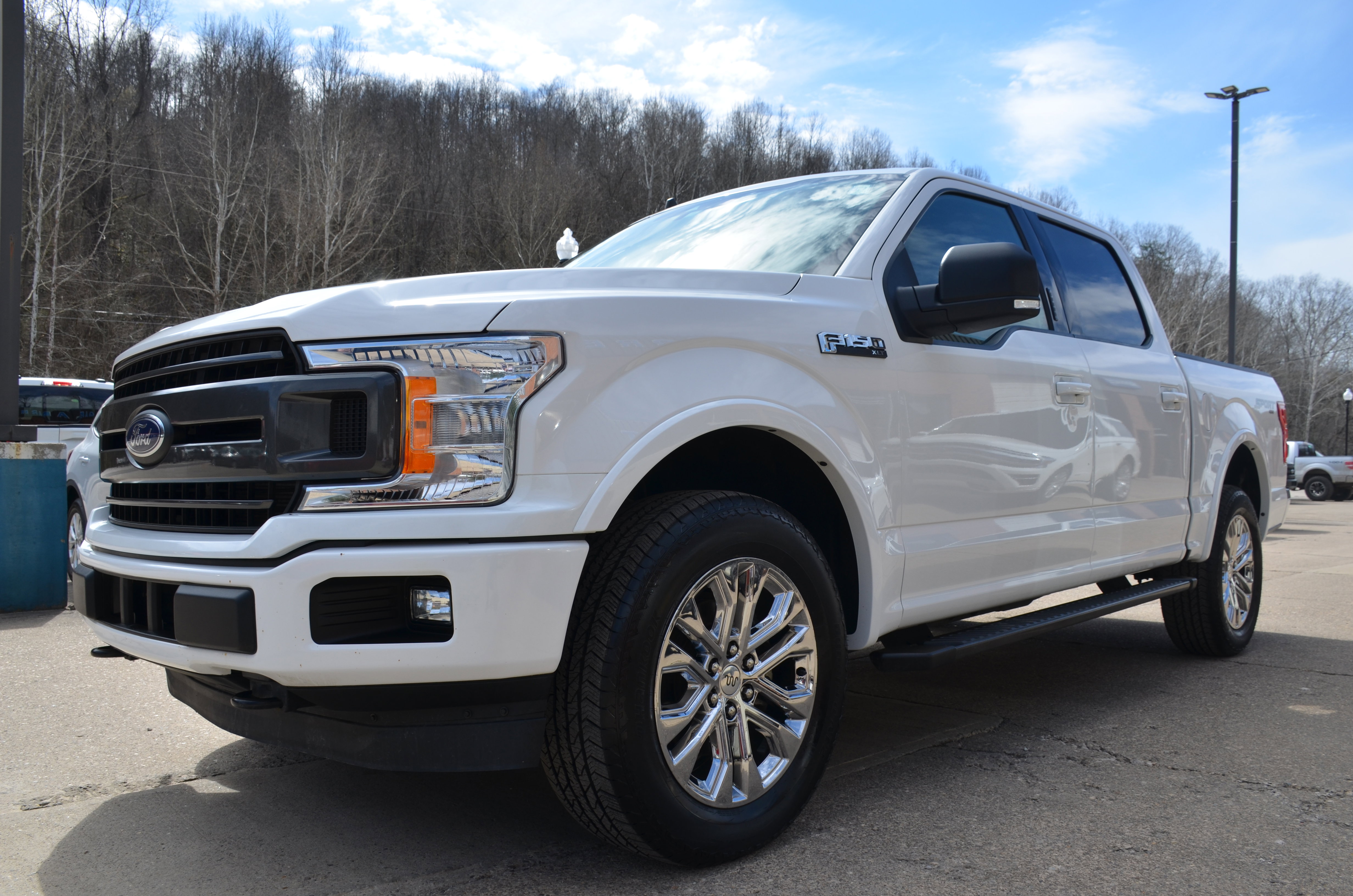 Used 2019 Ford F150 XLT w/ Equipment Group 302A Luxury image 3