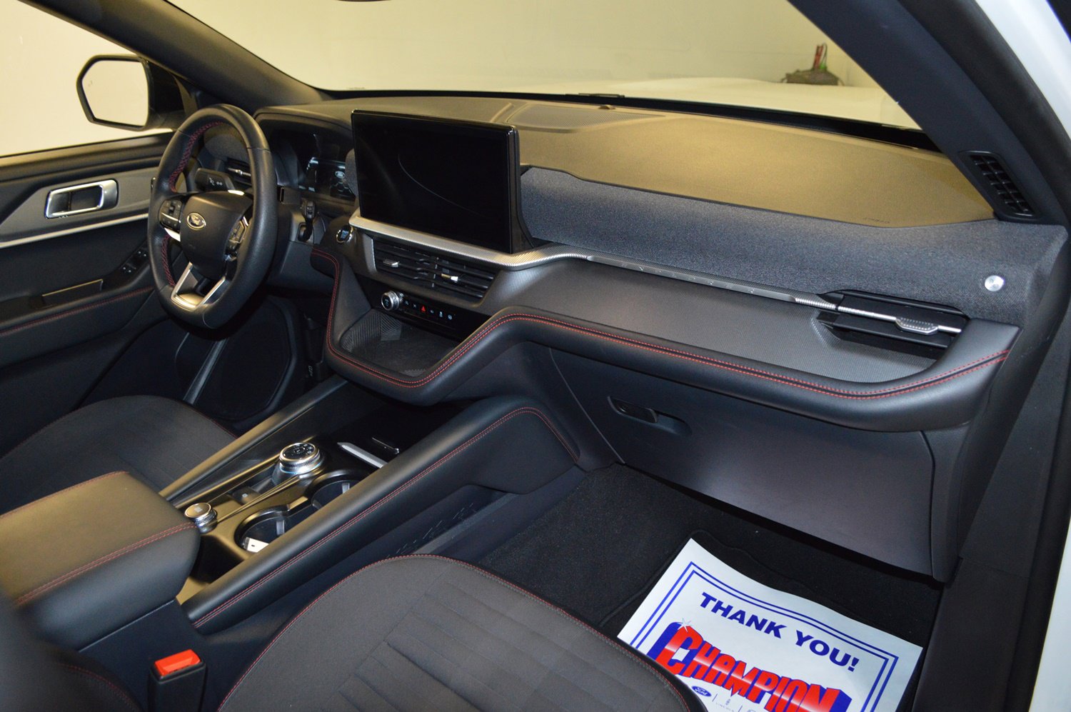 Certified 2025 Ford Explorer ST-Line image 10