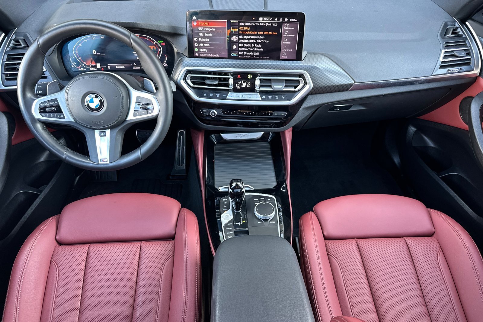 Used 2024 BMW X4 xDrive30i w/ Premium Package AWD/4WD image 12