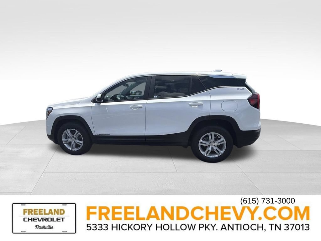 Used 2024 GMC Terrain SLE AWD/4WD image 6