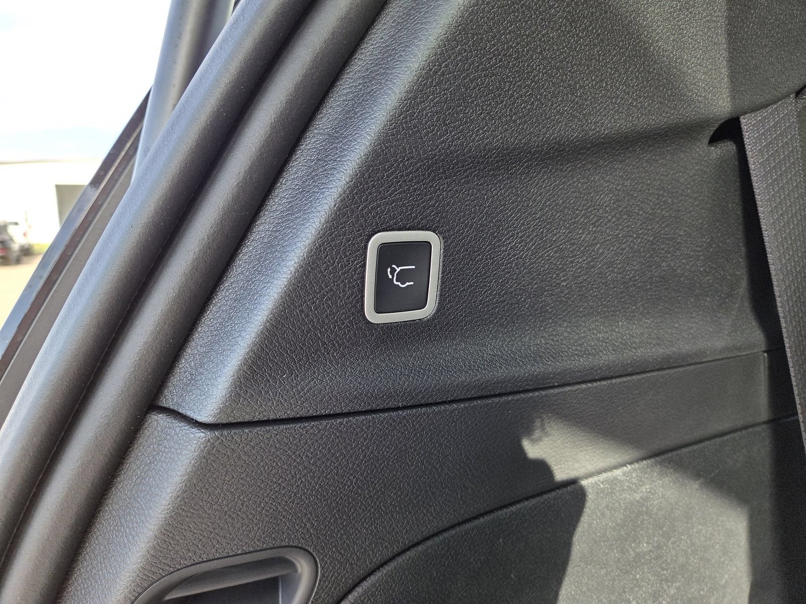 New 2026 Chrysler Voyager LX FWD image 27