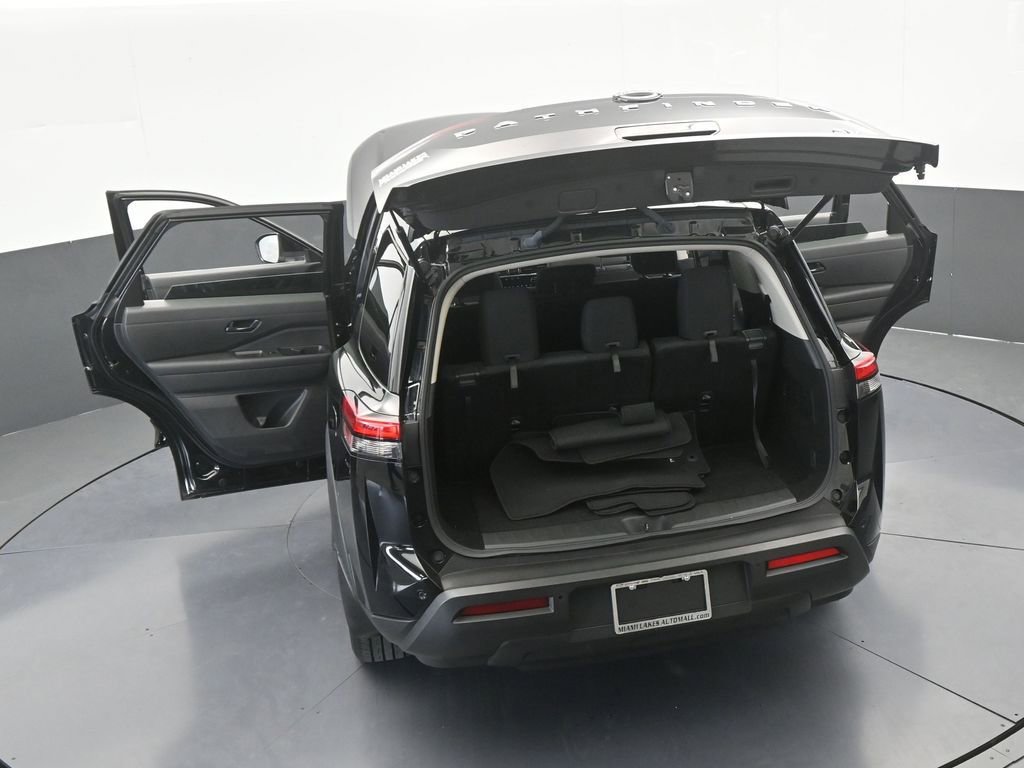 Used 2024 Nissan Pathfinder SV FWD image 71