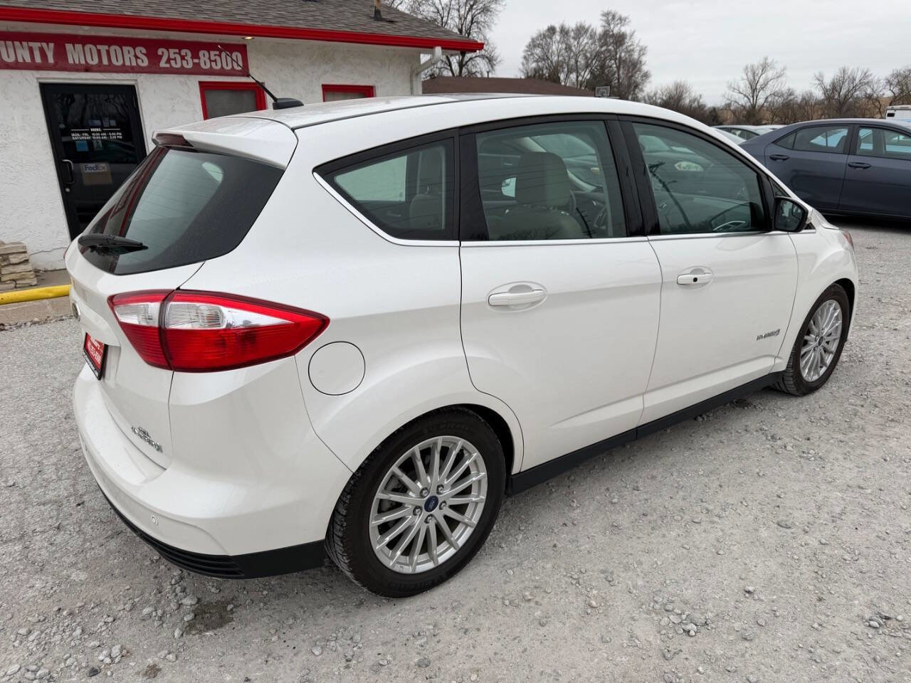 Used 2013 Ford C-MAX SEL image 3