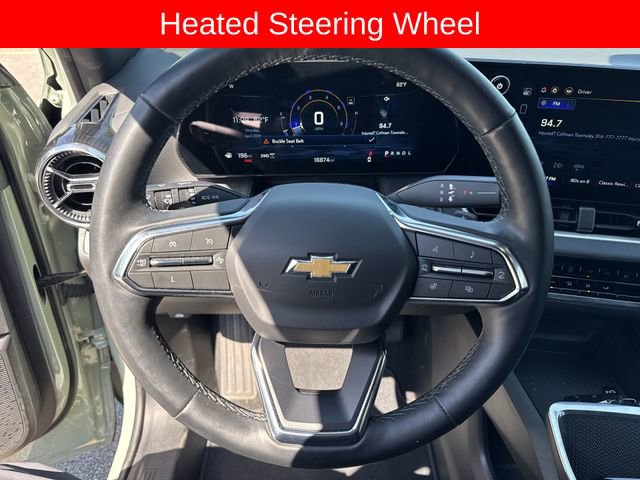 Used 2025 Chevrolet Equinox LT w/ Safety and Technology Package AWD/4WD image 11