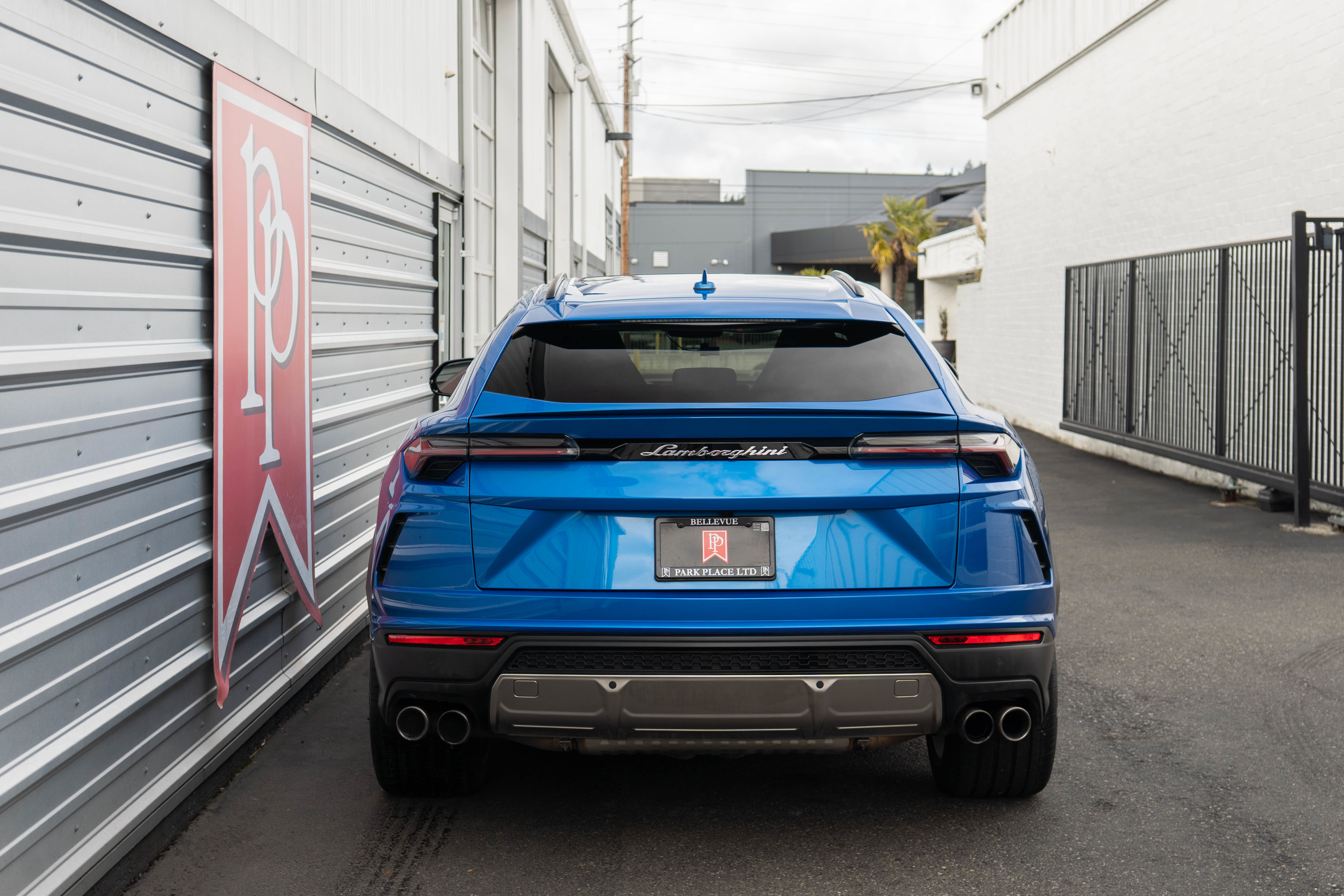 Used 2021 Lamborghini Urus image 33