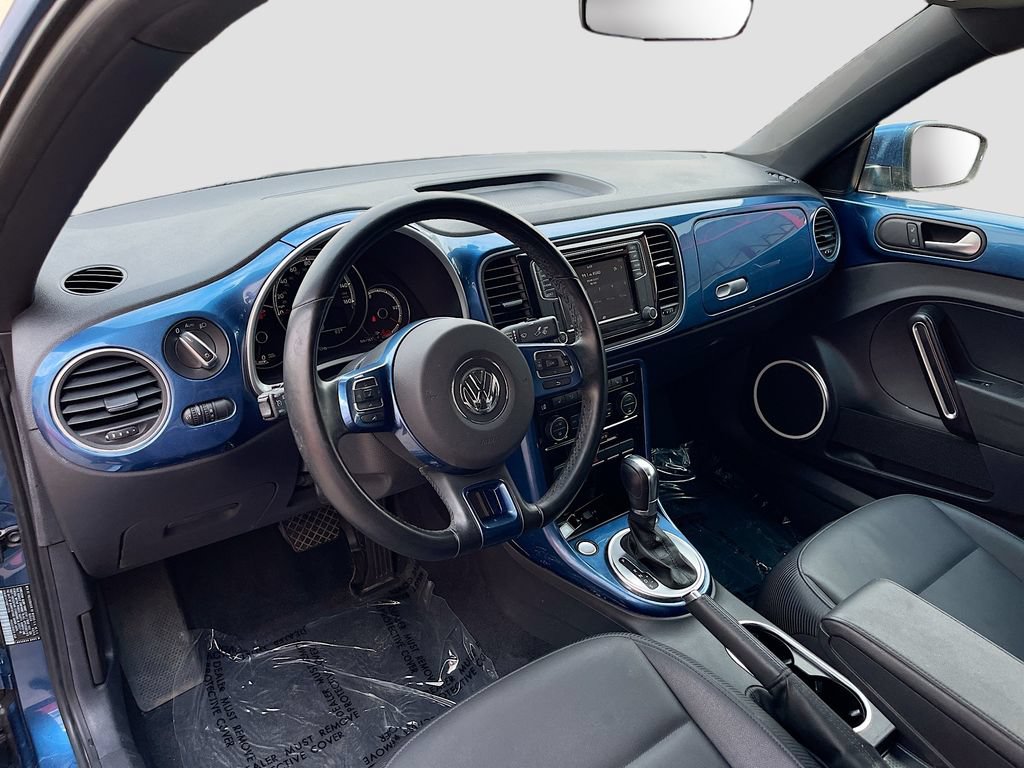 Used 2019 Volkswagen Beetle 2.0T SE FWD image 9