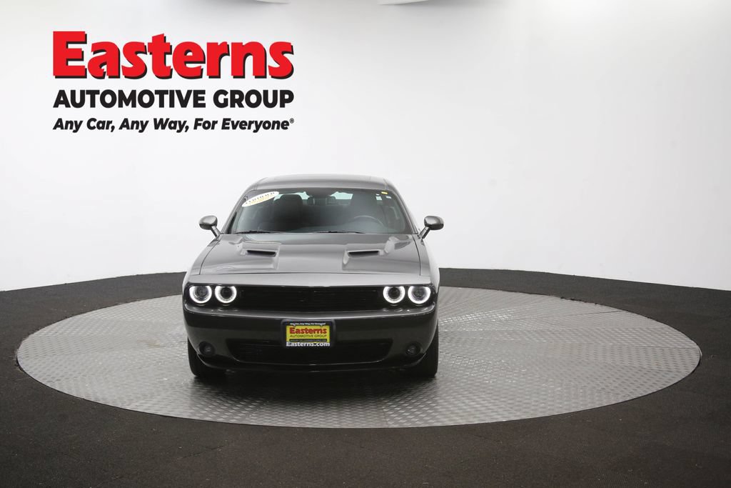 Used 2022 Dodge Challenger SXT w/ Driver Convenience Group RWD image 50