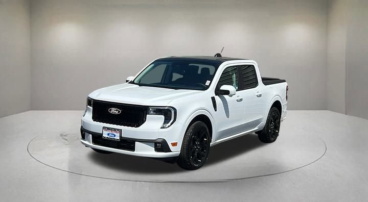 New 2025 Ford Maverick Lobo image 2