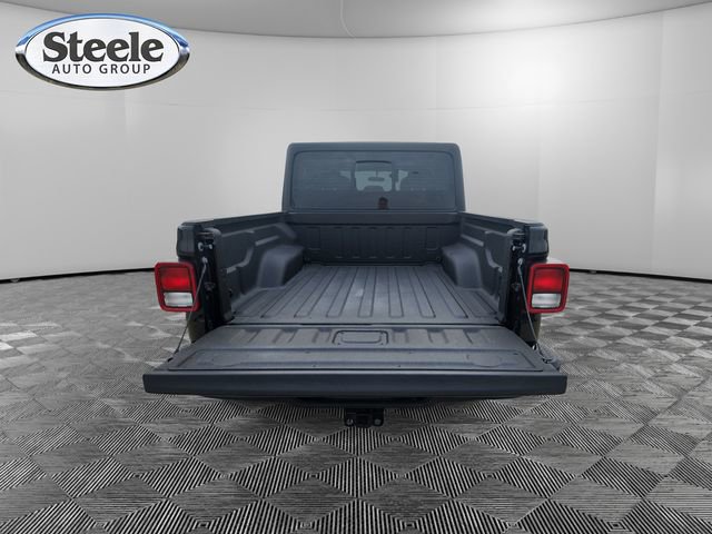 Used 2023 Jeep Gladiator Sport w/ Trailer Tow Package image 21