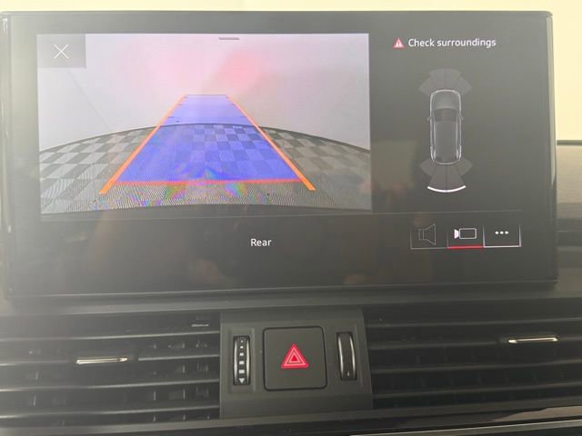 Used 2023 Audi Q5 2.0T Premium w/ Convenience Package image 16