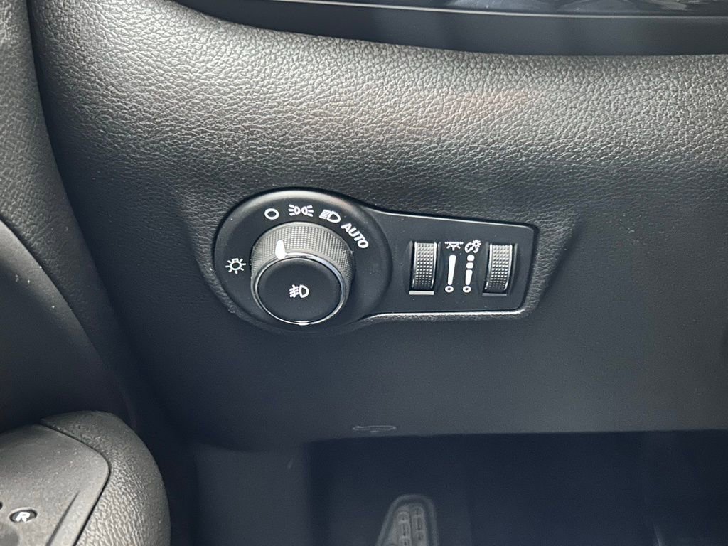 New 2026 Jeep Compass Trailhawk AWD/4WD image 19