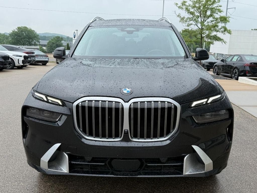 Used 2025 BMW X7 xDrive40i AWD/4WD image 9