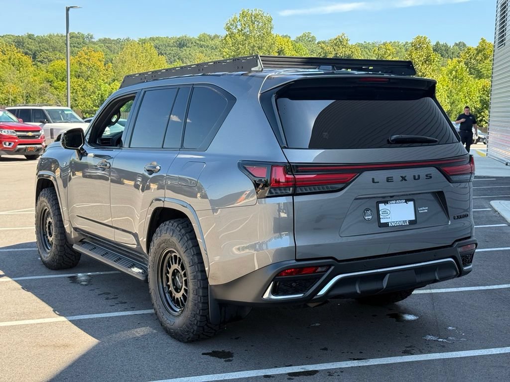 Used 2025 Lexus LX 600 F Sport w/ Accessory Package (2T) AWD/4WD image 11