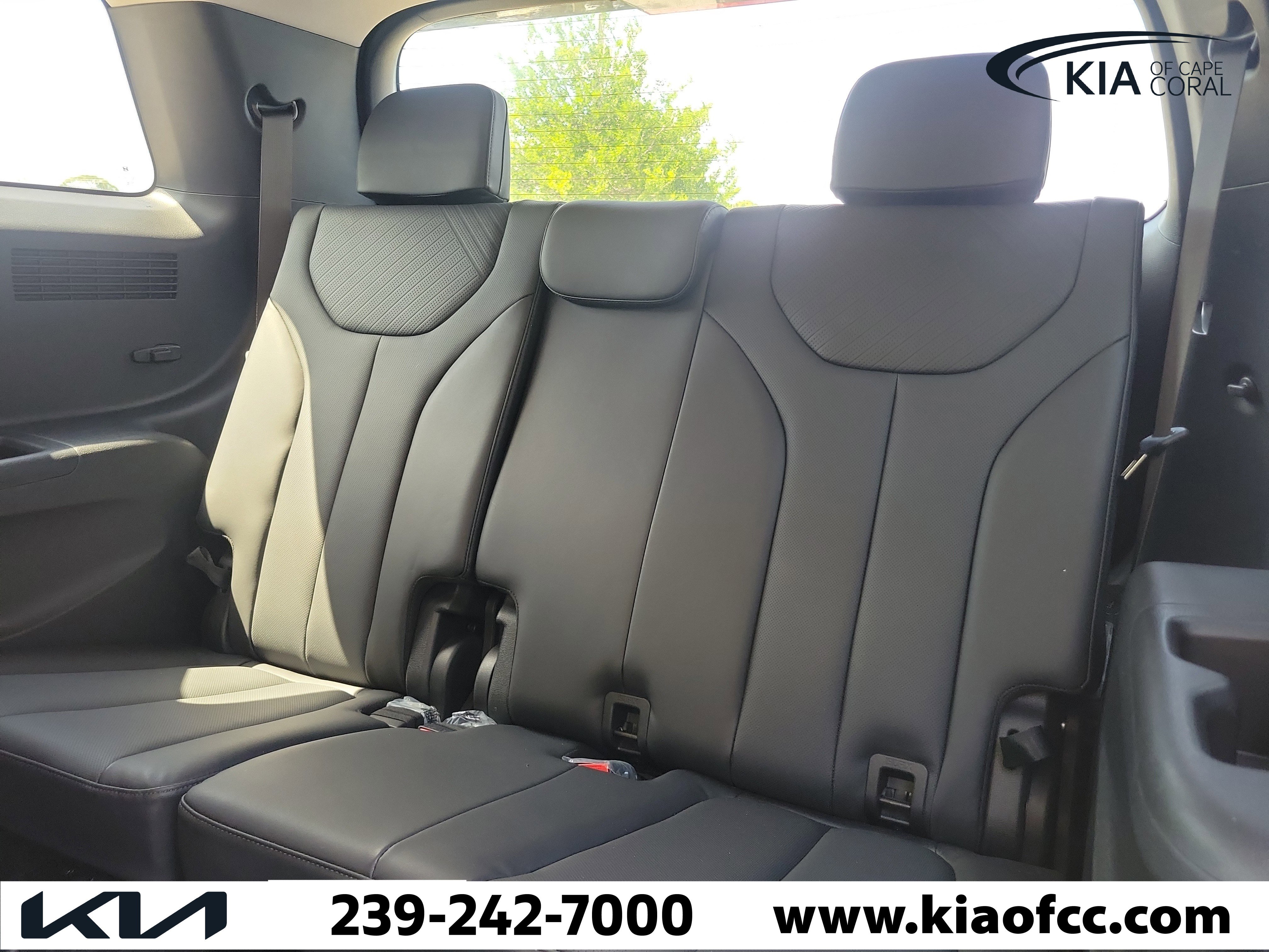 Used 2025 Hyundai Palisade SEL FWD image 15