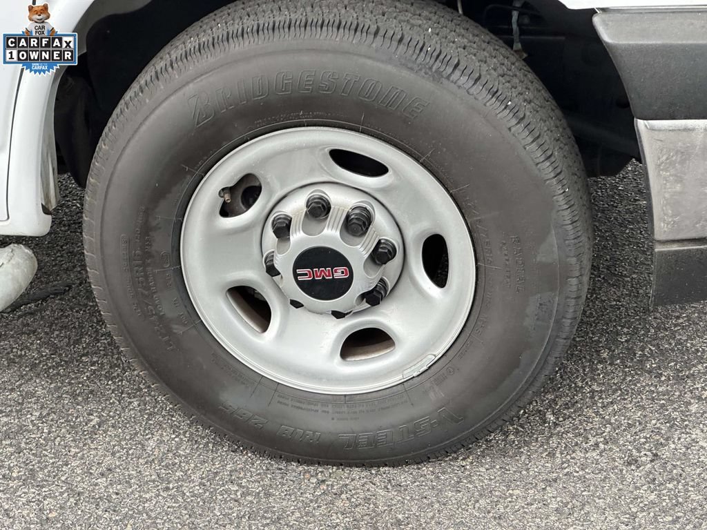 Used 2025 GMC Savana 2500 w/ Driver Convenience Package RWD image 7