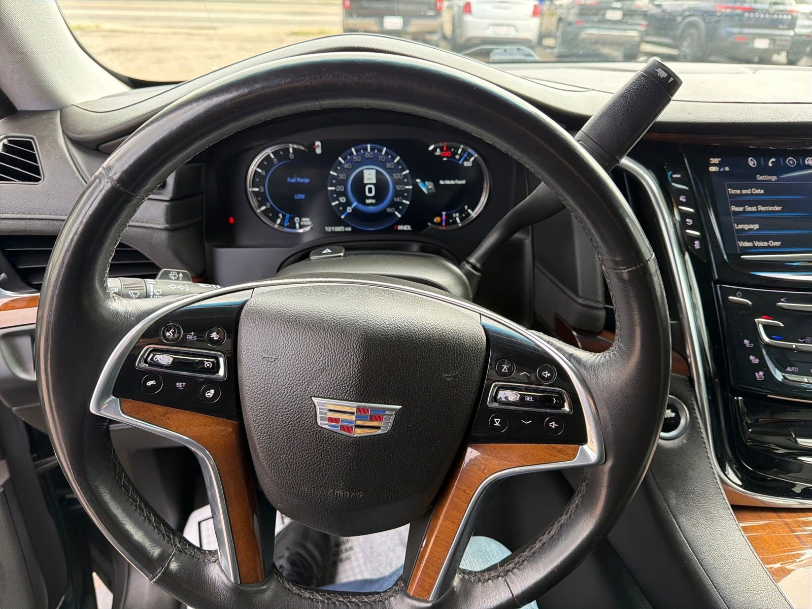 Used 2017 Cadillac Escalade Premium Luxury w/ LPO, Radiant Package image 15