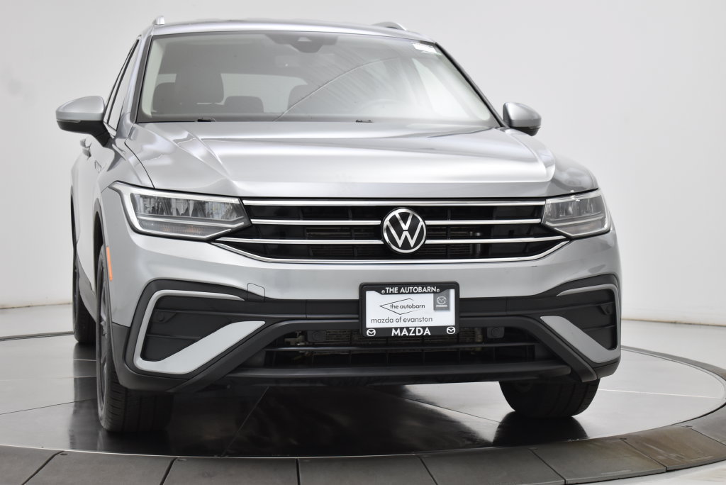 Used 2022 Volkswagen Tiguan SE AWD/4WD image 12