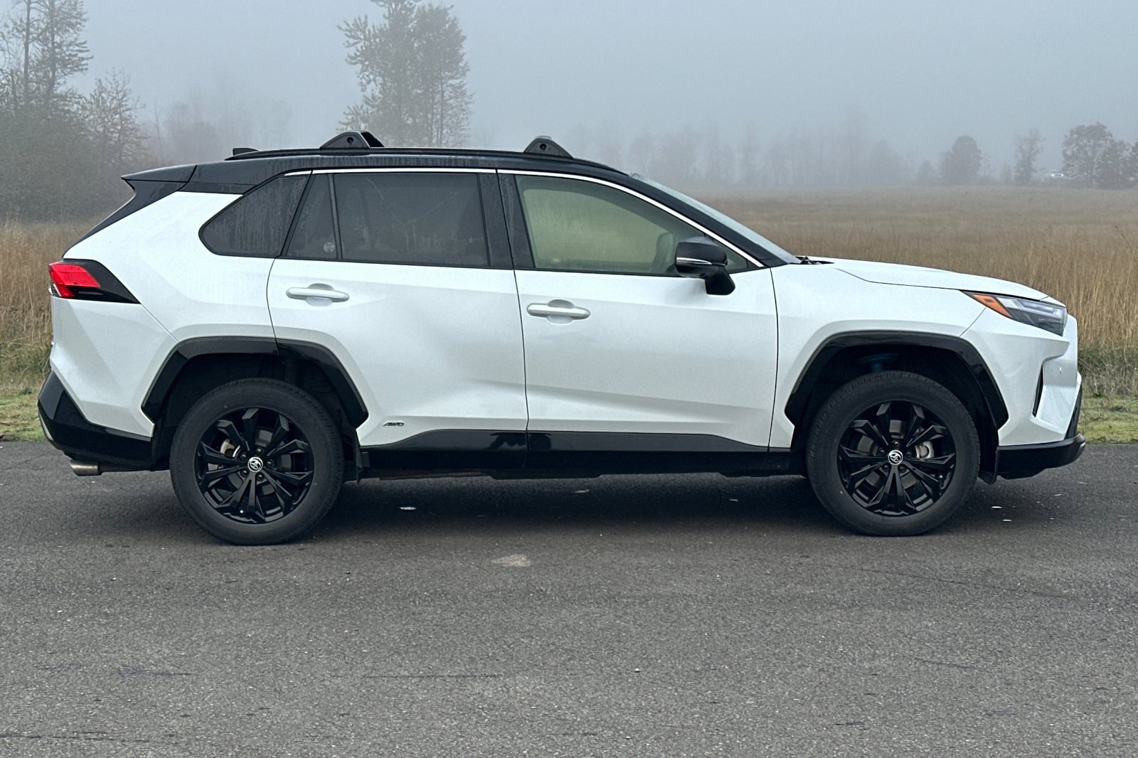 Used 2024 Toyota RAV4 XSE image 3