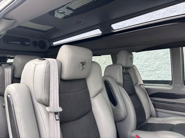 Used 2020 GMC Savana 2500 Extended w/ Enhanced Convenience Package RWD image 41