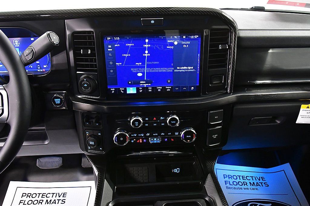 New 2026 Ford F250 Lariat w/ Black Appearance Package AWD/4WD image 29