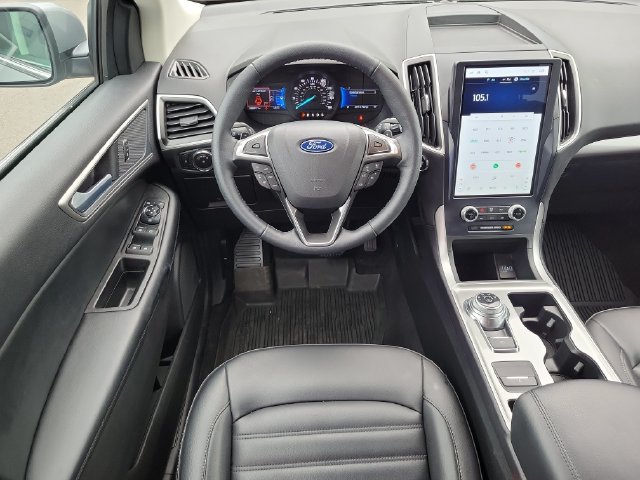 Certified 2024 Ford Edge SEL w/ Convenience Package AWD/4WD image 30