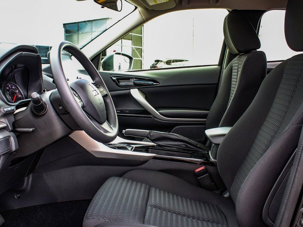 New 2026 Mitsubishi Eclipse Cross LE image 32