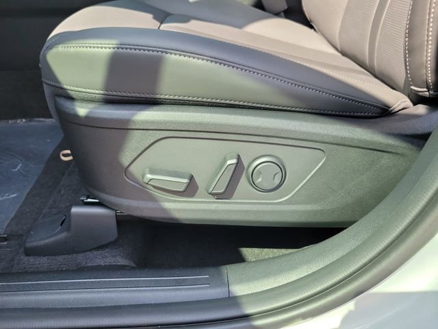 New 2026 Kia Sorento S FWD image 15