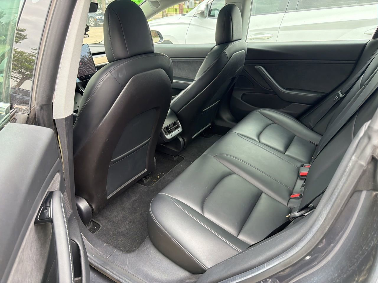 Used 2019 Tesla Model 3 Long Range image 9