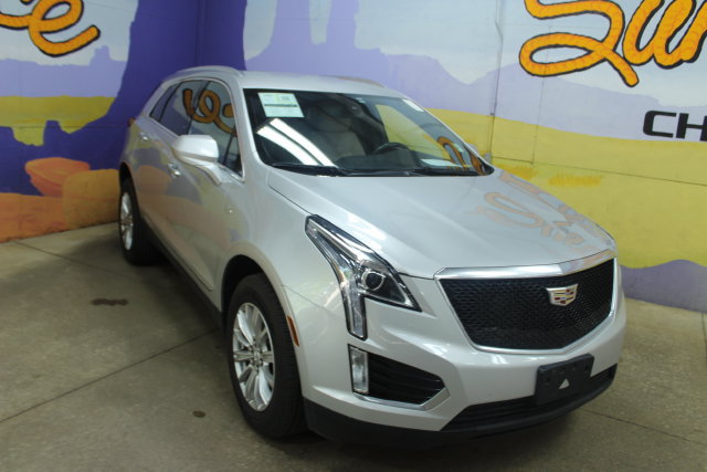 Used 2018 Cadillac XT5 AWD image 2